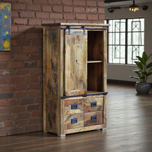 Goa Chest Display