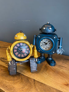 Yellow Robot Clock 🤖