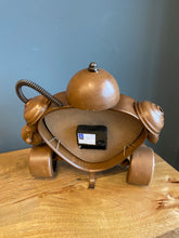 Brown Robot Clock 🤖
